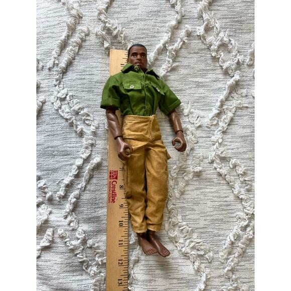 GI Joe Action Military Figure Ethnic Man 11 inch w/ Outfit Hasbro 1998 - Picture 4 of 5